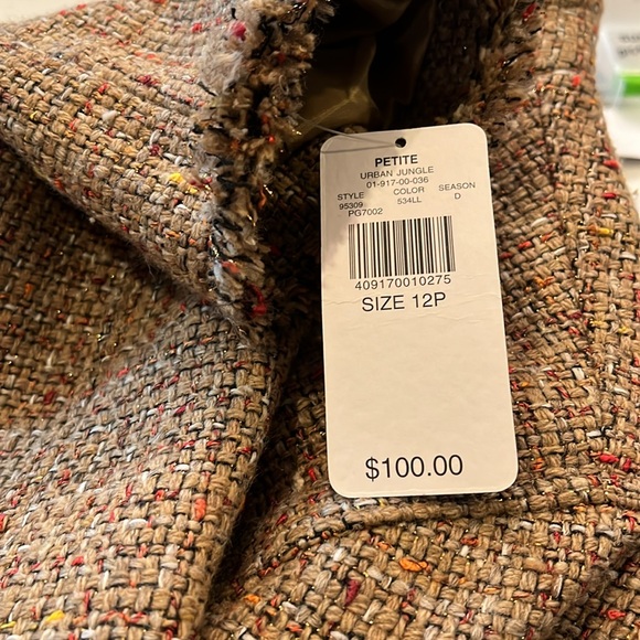 Kate Hill Petite Autumn Tweed 2 Piece Suit Jacket & Skirt & Gold thread accents - Picture 16 of 16